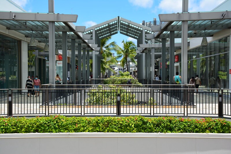 アラモアナショッピングセンターはハワイの人気ショッピングモール